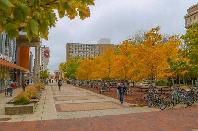 UW researchers spearhead coalition to collect essential data on COVID-19
