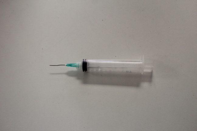 Eligible for COVID-19 vaccine? Here's how to get it at UW