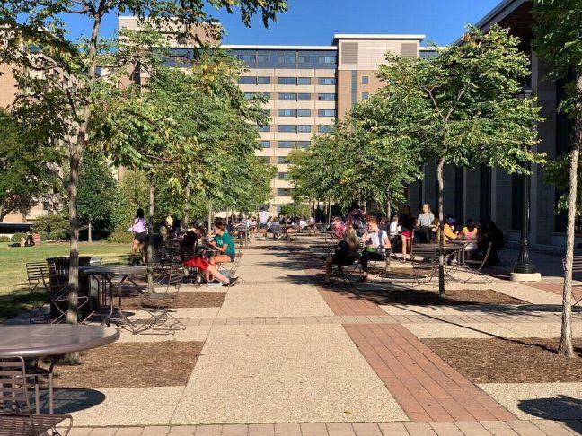 UW students react to first day of classes under COVID-19 Smart Restart plan